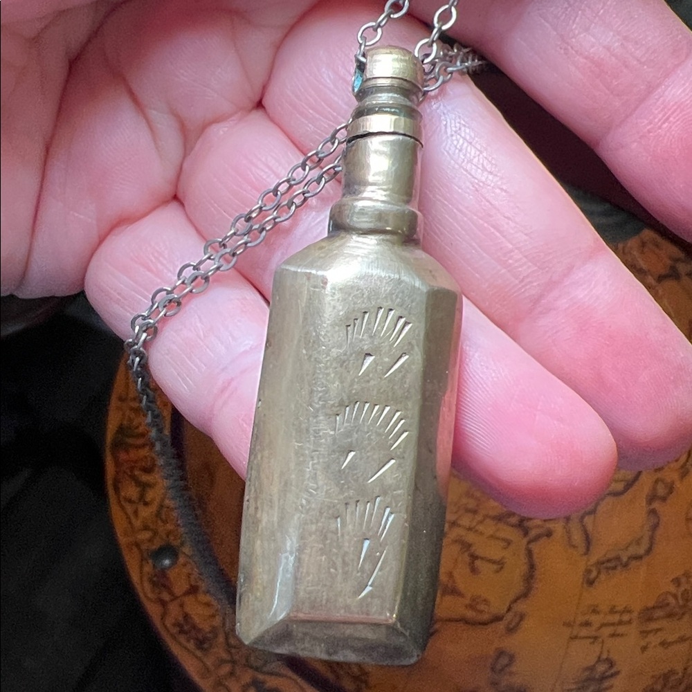Vintage Antique Etched Brass Perfume Bottle Dauber Pendant Silver Chain Necklace - Picture 5 of 8